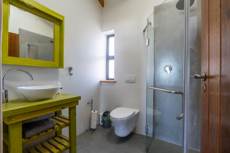 4 Bedroom Property for Sale in Kleinkrantz Western Cape